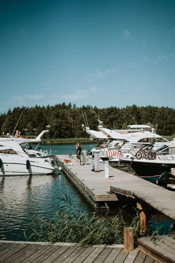 Tackork Gård&Marina Villa Nagu Eksteriør bilde